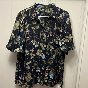 Ann Taylor’s factory floral blouse large navy blue